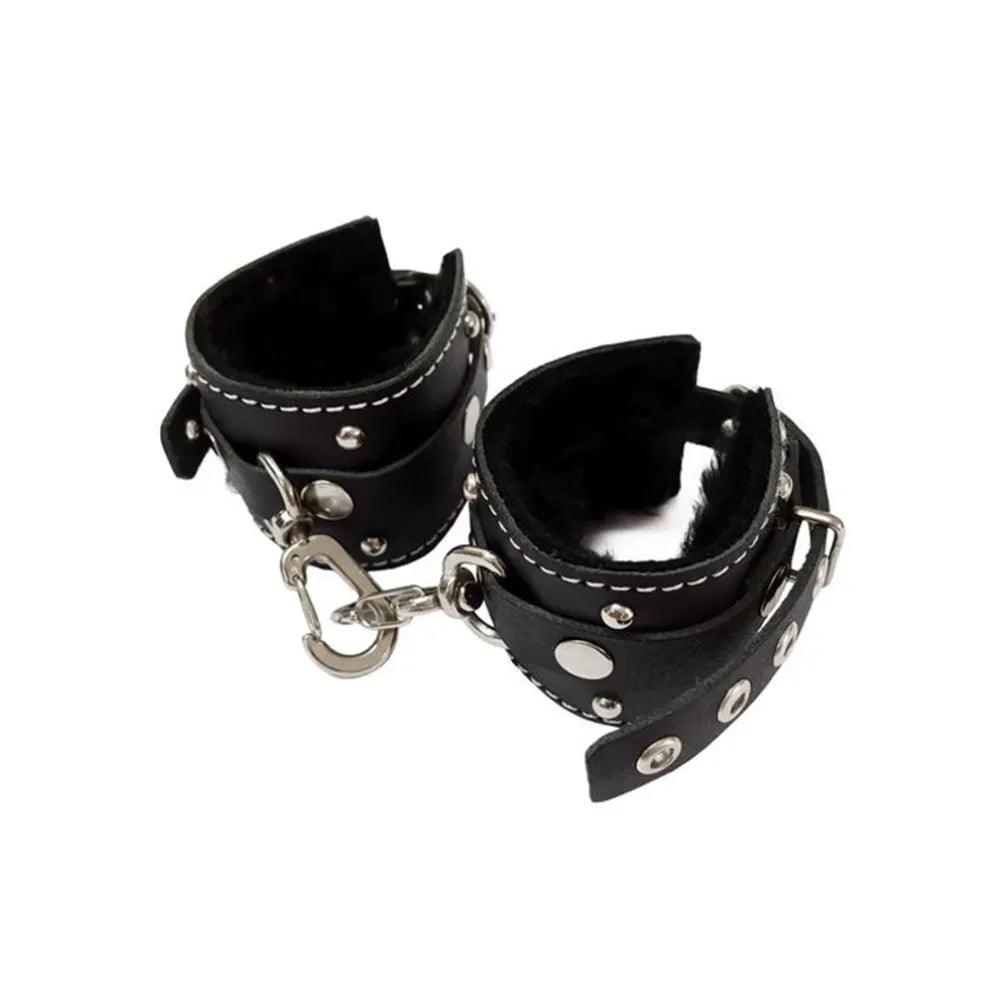 Esposas de Cuero y Peluche | Regulables con Mosquetón