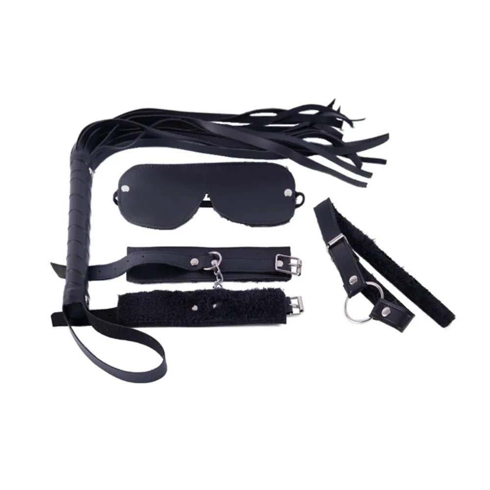 Kit de Cuero Negro (4 Piezas) | Esposas, Látigo y Mordaza
